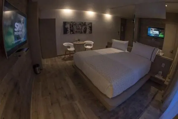 Picasso Villas & Suites contacts